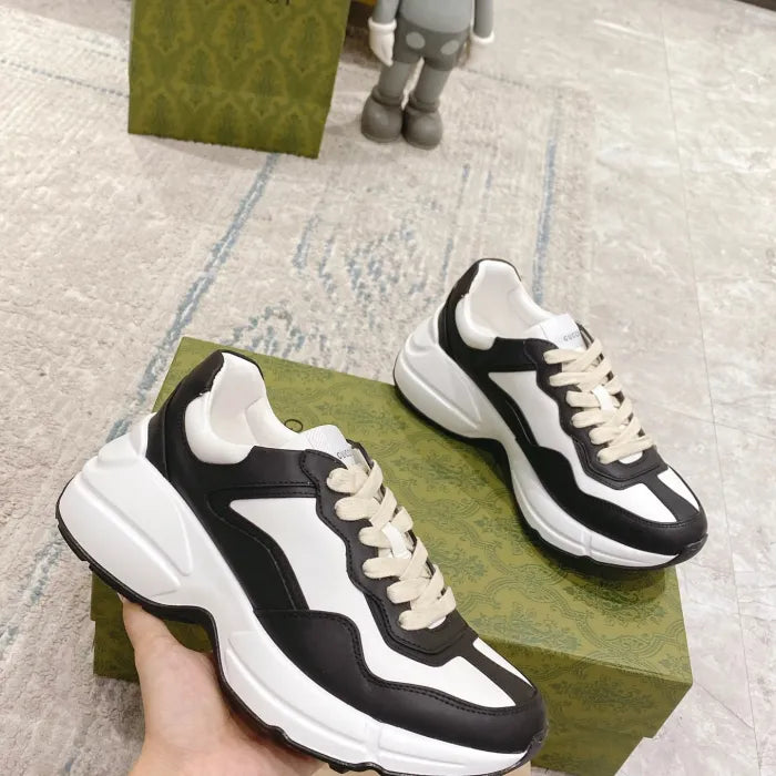 SNEAKERS 06