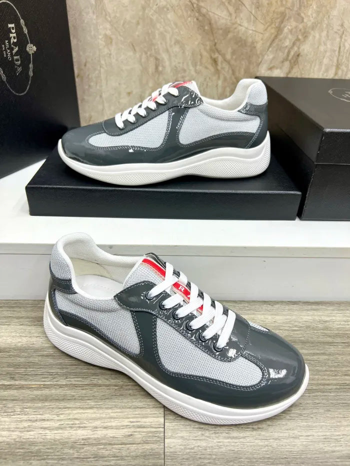 P - SNEAKERS