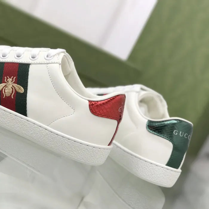 SNEAKERS 20