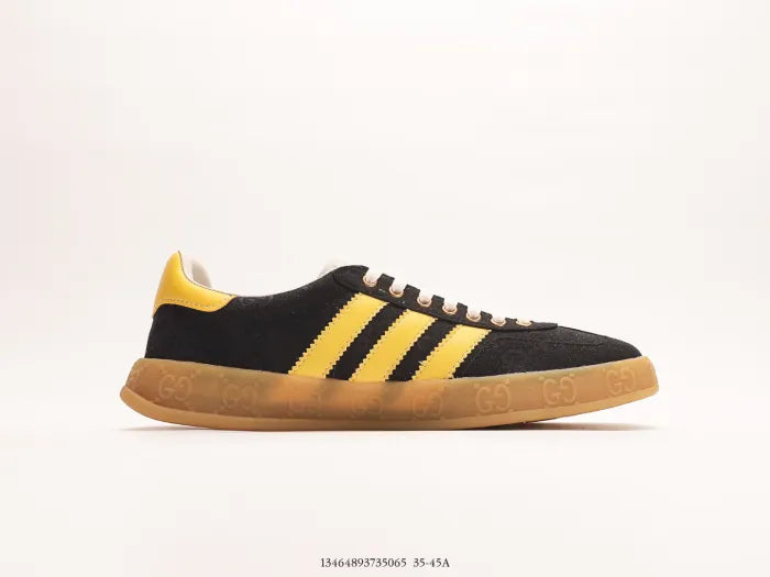 SNEAKERS 21
