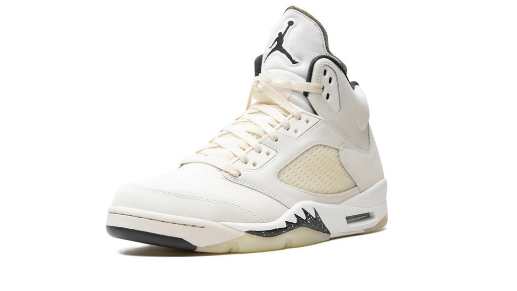 Air Jordan 5 Retro SE Sail - Classic Neutral Leather Sneaker with Iconic Design