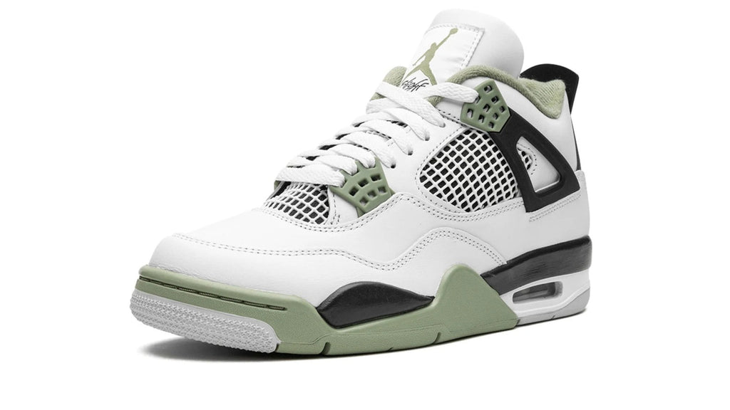 Women's Air Jordan 4 Retro "Seafoam Oil Green" - Classic Sneaker with Minty Accents
